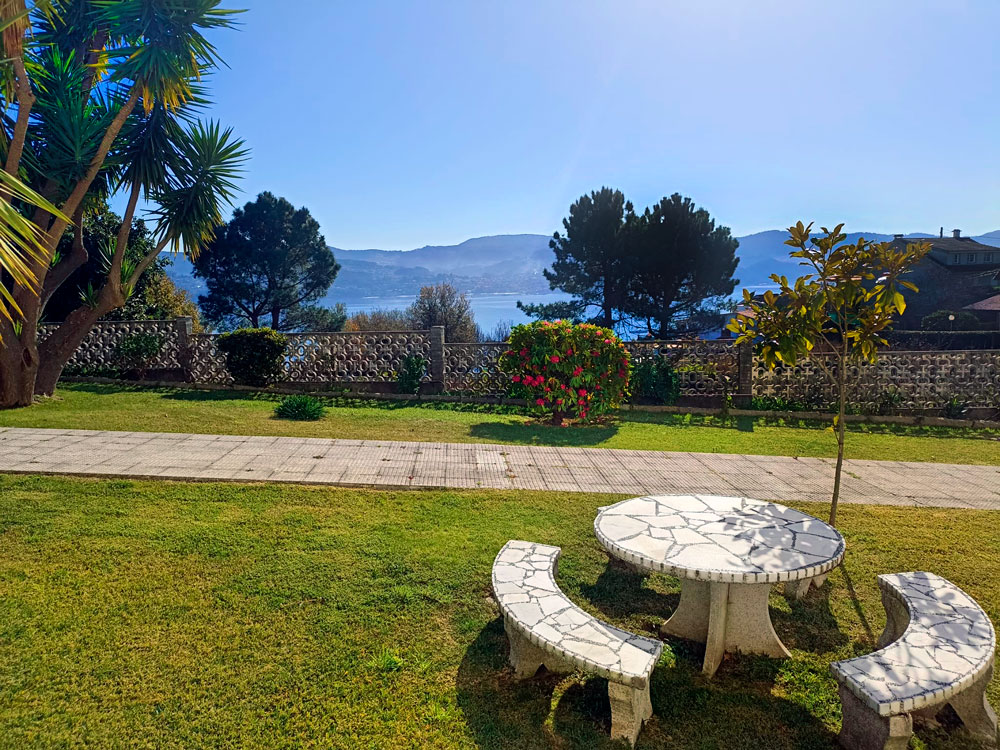 Jardines de la hospedería Santa María Do Mar